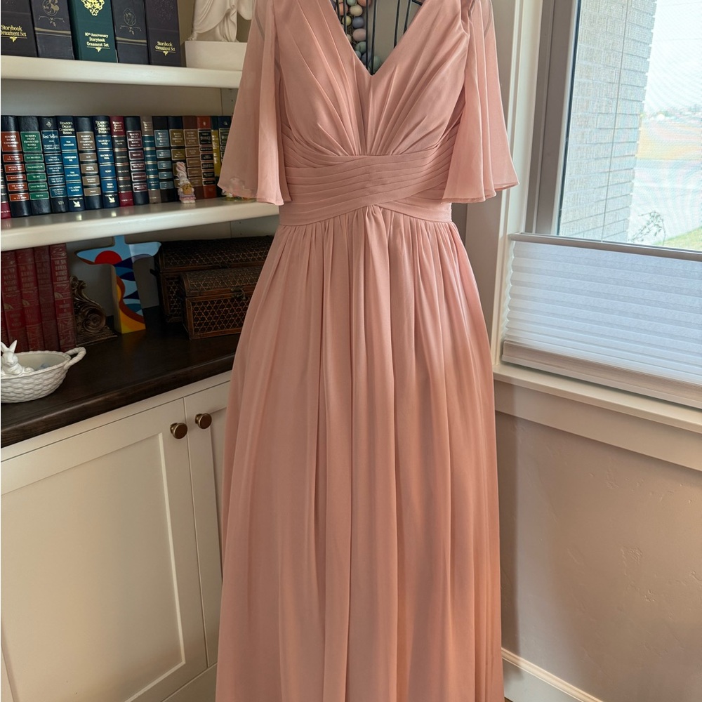 Elegant Pink Dress Lavetir Size 4